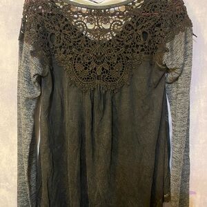 NWT Ladies Miss Me Charcoal Gray Lace Shoulder Shirt- Small